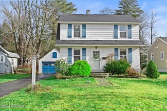 28 Harrison Ave, Delmar, NY 12054