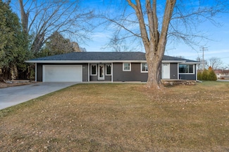 4710 W Capitol Dr, Appleton, WI 54913