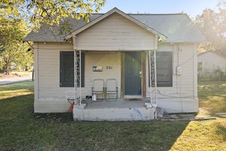 301 S Morrow St, Blue Ridge, TX 75424