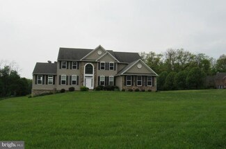 3528 Hooper Rd, New Windsor, MD 21776