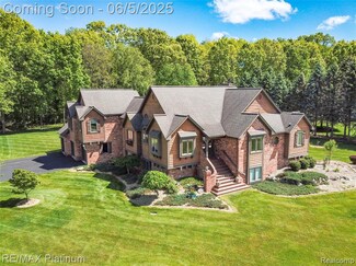 10519 La Salle Place, Brighton, MI 48114