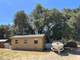 5400 1/2 Stillwell Rd, Santa Maria, CA 93455