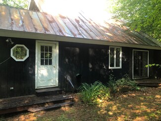 475 Tallwood Cir, Londonderry, VT 05148