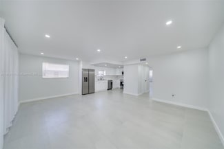 4155 SW 66th Terrace Unit 104, Davie, FL 33314