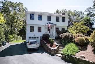 37 Trifiro Rd, Billerica, MA 01821