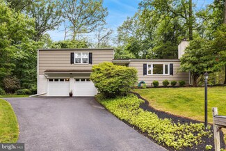 68 Birch Ln, Paoli, PA 19301