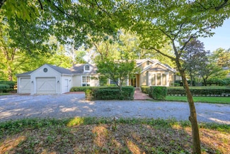 322 Greenway Rd, Memphis, TN 38117