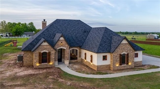 3513 Redbud Dr, Chickasha, OK 73018