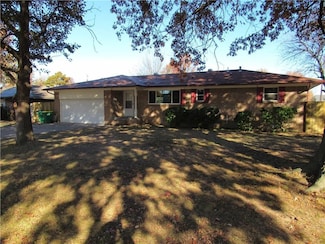 1910 Sisco Ave, Springdale, AR 72762