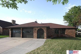 541 Pier 1, Lincoln, NE 68528