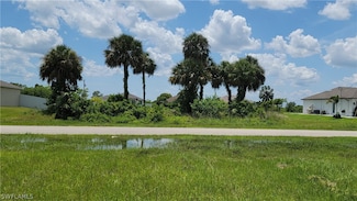 2128 NE 13th Place, Cape Coral, FL 33909