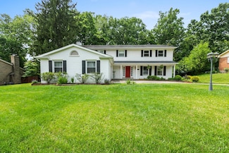 160 E Fairway Dr, Hamilton, OH 45013