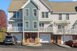 4 Heron Cove Dr Unit 2, South Portland, ME 04106