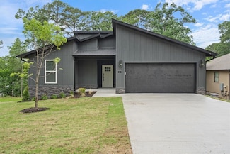 4 Morpet Ln, Bella Vista, AR 72714