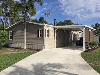83 Spanish Way, Port St. Lucie, FL 34952