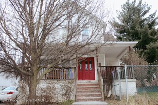511 3rd St, Dunmore, PA 18512