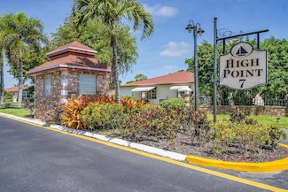 4585 NW 3rd St Unit D, Delray Beach, FL 33445