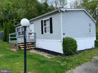 346 Oak St, Hamburg, PA 19526