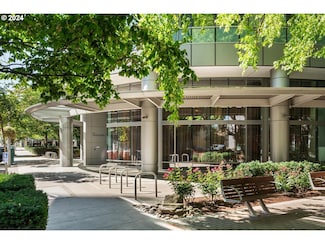 3601 S River Pkwy Unit 902, Portland, OR 97239