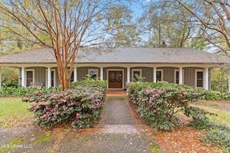 4166 Dogwood Dr, Jackson, MS 39211