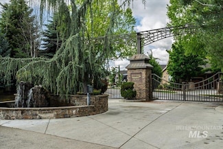 5777 N Duxbury Pier Ln, Garden City, ID 83714