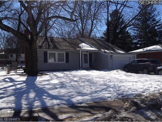 434 Bowman Dr, Kent, OH 44240