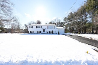43 Sequoya Ln, Hanover, MA 02339