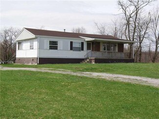734 Tulip Dr, New Brighton, PA 15066