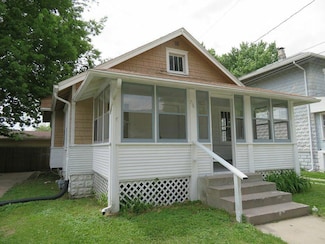 716 S 9th St, Council Bluffs, IA 51501