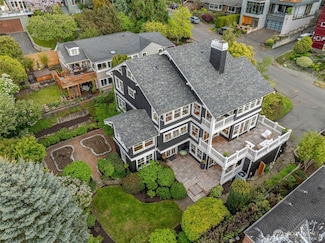 1932 NW 97th St, Seattle, WA 98117