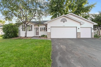 9445 Fallgold Pkwy N, Brooklyn Park, MN 55443