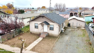611 Jefferson Ave, Toppenish, WA 98948