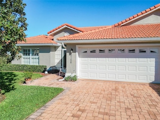 10156 Mainsail Dr, Oxford, FL 34484
