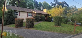 650 Lowell Dr SW, Marietta, GA 30008