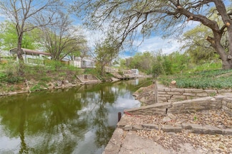 3811 Pawnee Ct, Granbury, TX 76048