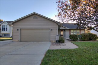 3433 Briarcrest Dr, Eau Claire, WI 54701