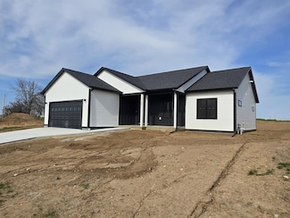 460 Hollander St, Markesan, WI 53946