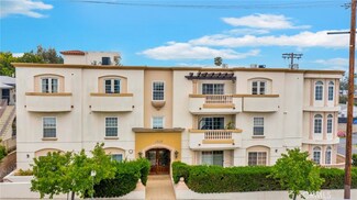 4832 Whitsett Ave Unit 301, Valley Village, CA 91607