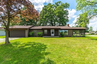 5325 Eicher Dr, Fort Wayne, IN 46835