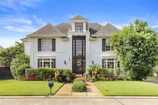 137 Lakewood Estates Dr, New Orleans, LA 70131