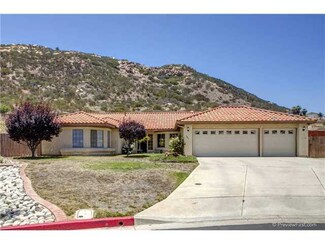 301 Hunter Ln, Alpine, CA 91901