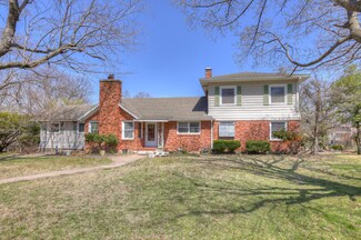 620 W South St, Neosho, MO 64850