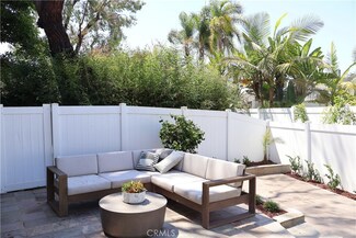 917 Hyde Ct, Costa Mesa, CA 92626