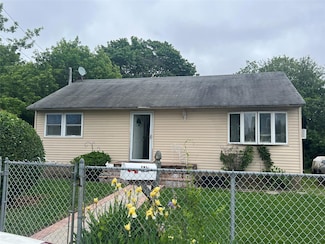 447 Albany Ave, Amityville, NY 11701