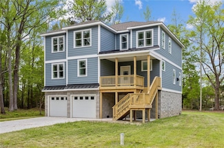 8280 Mobjack Ln, Hayes, VA 23072