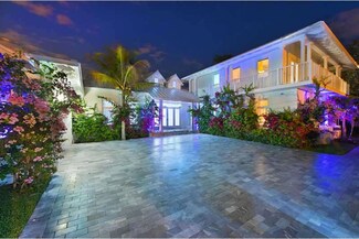 761 Buttonwood Ln, Miami, FL 33137
