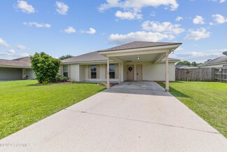 922 Lillian Michel Dr, Breaux Bridge, LA 70517