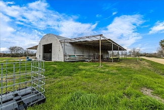 108 Palacios, La Ward, TX 77970