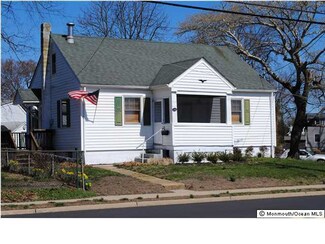 194 W Sylvania Ave, Neptune, NJ 07753