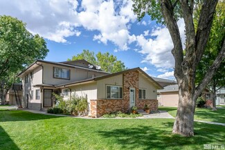661 Oakwood Dr Unit 4, Sparks, NV 89431